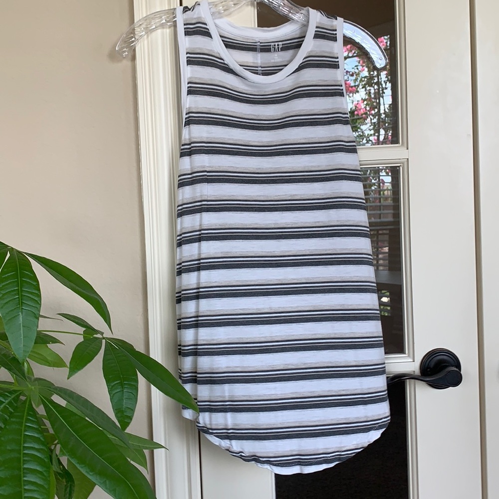 Gap tank top, XS
